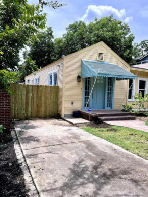 Charming 2-bedroom Cottage